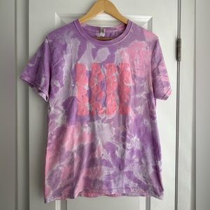 Babe tie dye tee